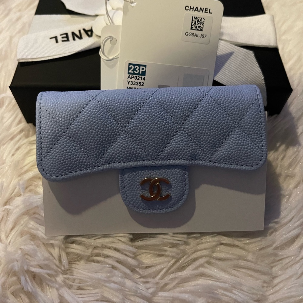 BNIB 23P baby Blue Chanel Cardholder